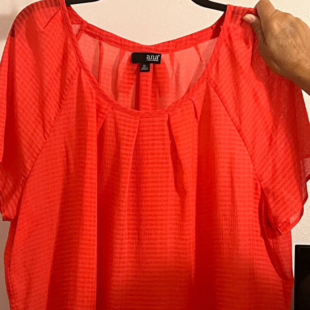 Like New Pink/Orange shirt